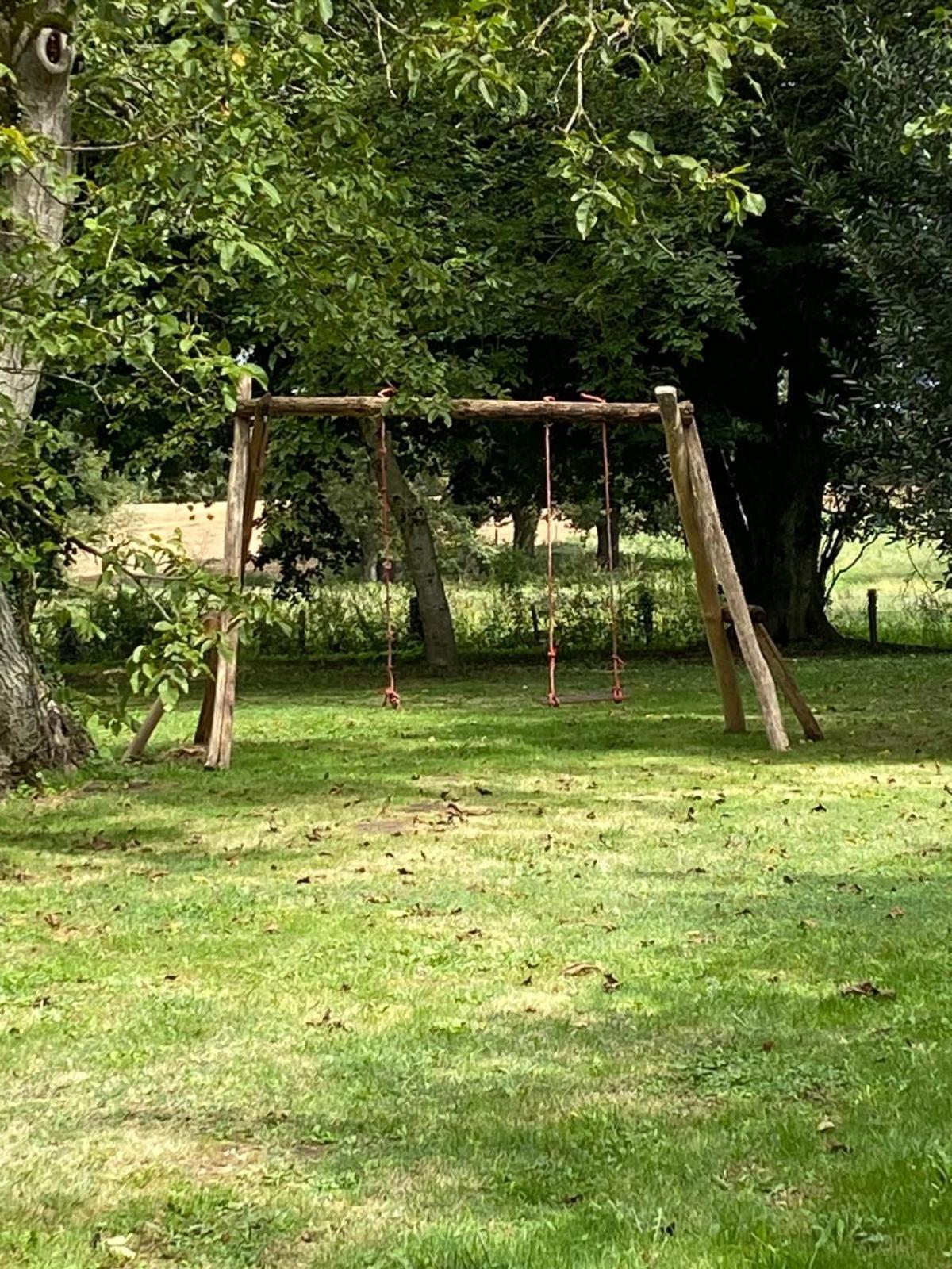 Villa Les Anges Bleus Chavannes-Sur-Reyssouze Esterno foto
